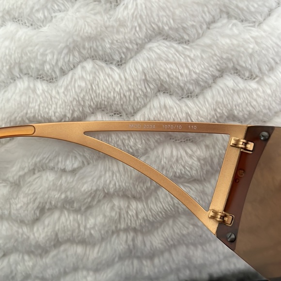 Versace sunglasses - Picture 12 of 15